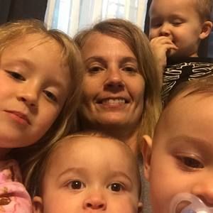 Meet your Posher, Melissa